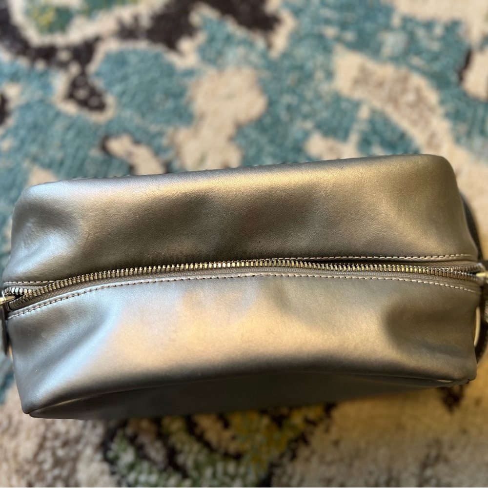 Away Silver Leather Dopp Kit